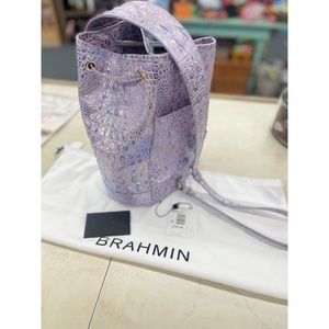 NWT BRAHMIN Allie Sling Bag
